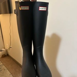 Hunter rain boots!